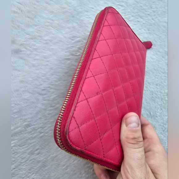Prada Quilting Wallet - Picture 6 of 15